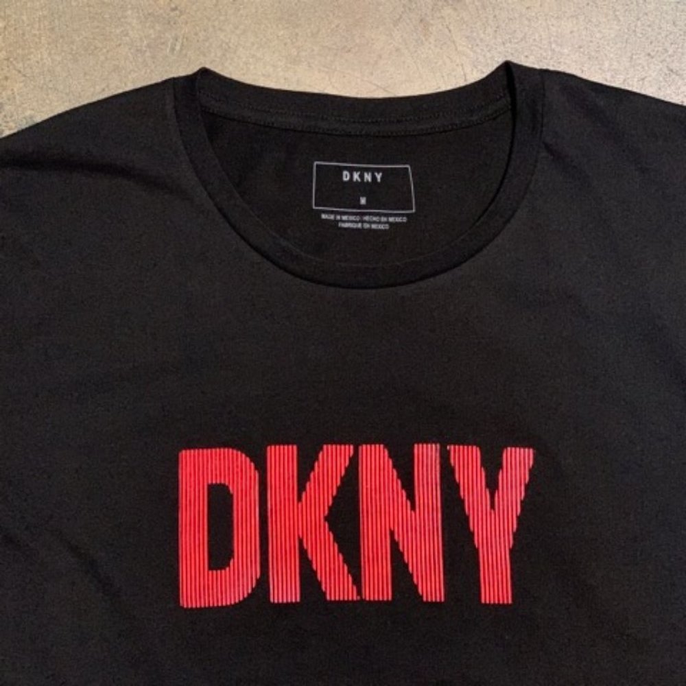 DKNY Puff Logo Printed  T-Shirt - Picture 3 of 7
